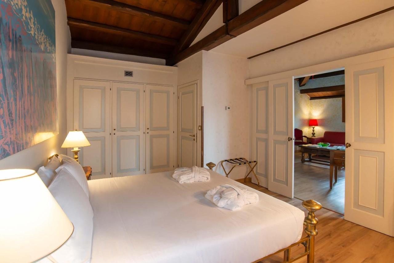 Hotel La Fenice Et Des Artistes 3*